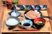 串焼き・ワイン YAGEN(ヤゲン)(ホール)のアルバイト写真2