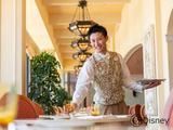 株式会社ミリアルリゾートホテルズ_ディズニーホテル レストランスタッフのアルバイト写真