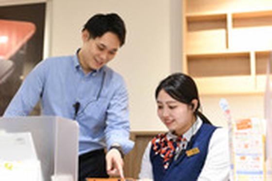 auショップ 大手筋(株式会社アクセスブリッジ)のアルバイト写真