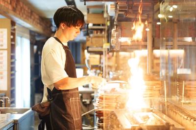 北海道シントク町 塚田農場 品川港南口【店舗staff(キッチン)】のアルバイト写真