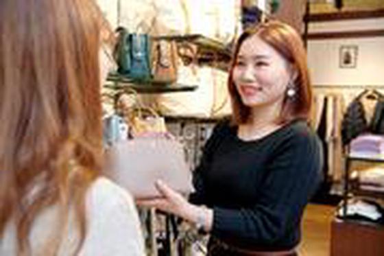 ikka イオンモール高の原店のアルバイト写真