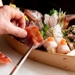 釣宿酒場マヅメ 西新宿店(ホールスタッフ)【2350】/2350-1-hのアルバイト写真