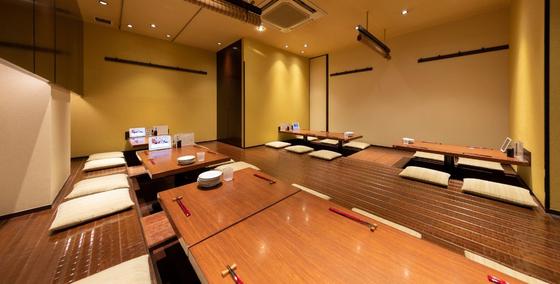 焼鳥 ハレツバメ 新橋店(ホールスタッフ)【2273】/2273-1-hのアルバイト写真