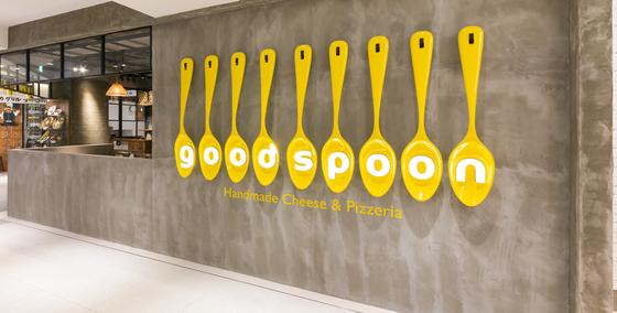 good spoon pizza&cheese ルミネ新宿店(ホールスタッフ)【2394】/2394-1-hのアルバイト写真