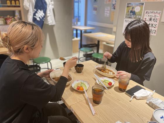 大衆すし酒場 スシマヅメ 野毛本店(キッチンスタッフ)【2438】/2438-1-kのアルバイト写真