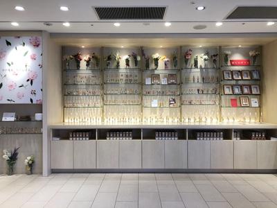 ファッション人材リンク株式会社大阪支店 いい香りのフレグランスSHOP/ルクアイーレ2088【FJL】のアルバイト写真