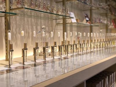 ファッション人材リンク株式会社大阪支店 いい香りのフレグランスSHOP/ルクアイーレ2088【FJL】のアルバイト写真