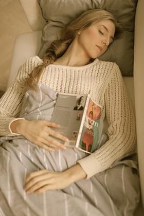 ファッション人材リンク株式会社 東京本社 上品で清楚なレディースアパレルSHOP 新宿サブナード FJL133-2102【FJL】のアルバイト写真