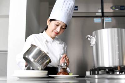 ファッション人材リンク株式会社福岡支店 お惣菜販売/博多阪急2074【FJL】のアルバイト写真