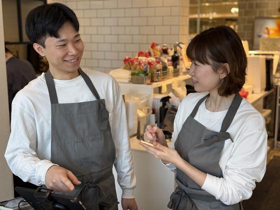 PARIYA 日本橋髙島屋S.C.店GH/18006のアルバイト写真