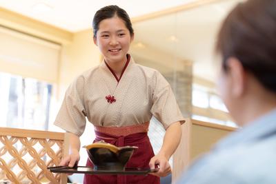 五代目 花山うどん 羽田エアポートガーデン店のアルバイト写真
