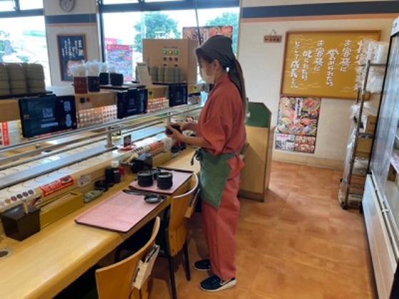 寿司めいじん 日出店のアルバイト写真
