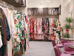 笑顔創造写真館ニコ フォレオ広島東店(ヘアメイク)