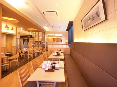 鼎泰豊 なんばダイニングメゾン店のアルバイト写真