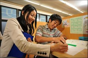 ゴールフリー阪神打出教室(教職志望者向け)のアルバイト写真