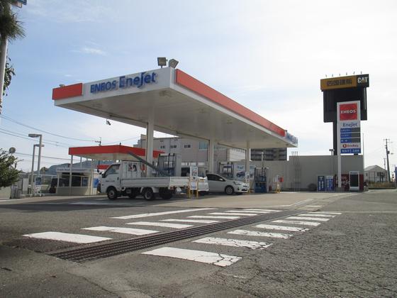 篠原石油株式会社 セルフ大松給油所のアルバイト写真