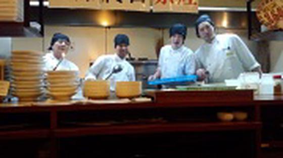 大阪王将益田駅前店のアルバイト写真