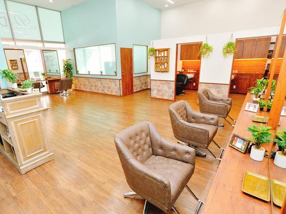 株式会社Y-PROJECT_hair DESTINO(美容師・マツエク)のアルバイト写真