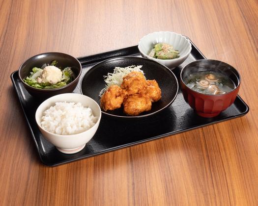 博多もつ鍋やまや 大崎店(ホール・キッチン)のアルバイト写真