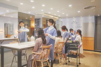 募集中 Atelier Haruka 京都駅前地下街ポルタ店 ヘアメイク 美容師経験 免許を活かせる ヘアメイクアーティスト募集 社員登用あり 理美容系 京都府京都市 京都駅 アルバイトex 求人id