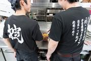 伝説のすた丼屋 清水PA店のアルバイト小写真1