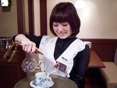 店内は細部まで懐かしさを感じさせるレトロな雰囲気♪