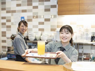 カフェ・ド・クリエ ホピタル 京都府立医科大学附属病院店のアルバイト