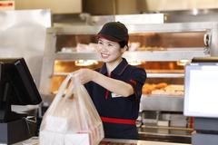 ケンタッキーフライドチキン 王子店(カウンタースタッフ)のアルバイト