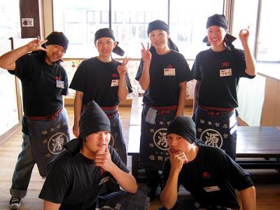 美味しいラーメンを提供している<ラーメン店>です♪