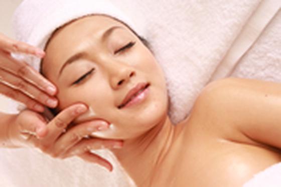 ホテルメトロポリタン丸の内(バリニーズオイルエステ )(株式会社エーワン東京)のアルバイト写真