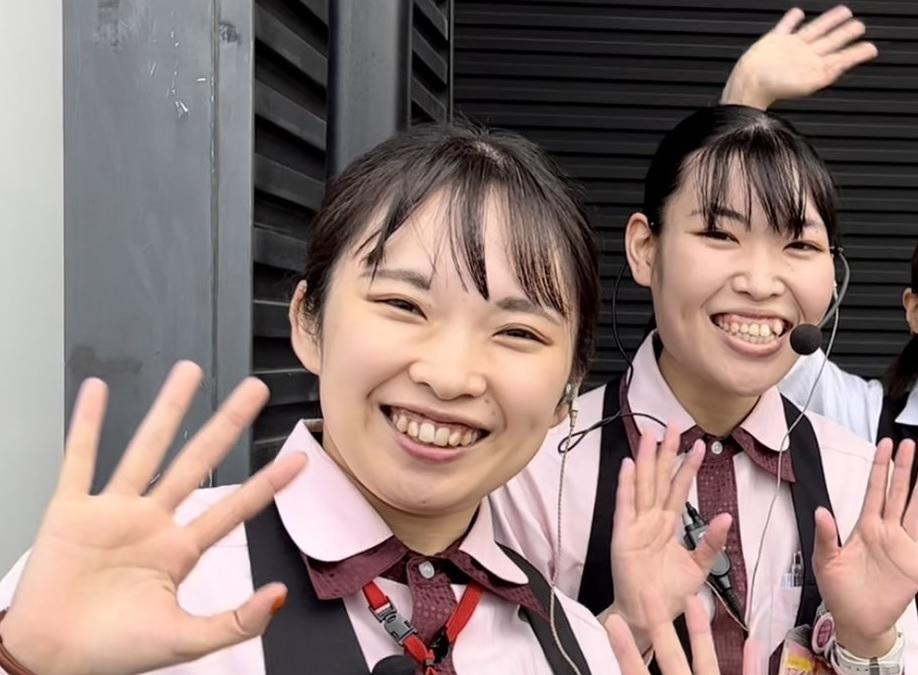 高収入!Wワーク・短時間OK!未経験大歓迎♪ホール/カウンターS...