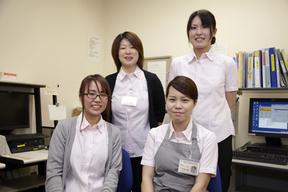 早明浦病院3387・契約社員・栄養士・中番のアルバイト写真