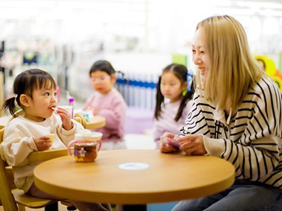 アカチャンホンポ　Cototoki洛北阪急スクエア店　プレイリーダーのアルバイト写真