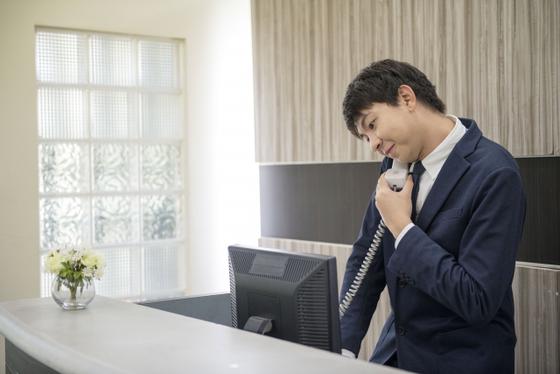 アラコム株式会社　出版社での企業受付(千代田区)のアルバイト写真