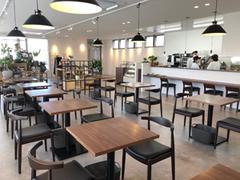 カフェ・ド・スキレットのアルバイト