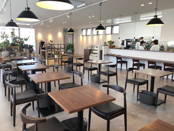 カフェ・ド・スキレットのアルバイト写真