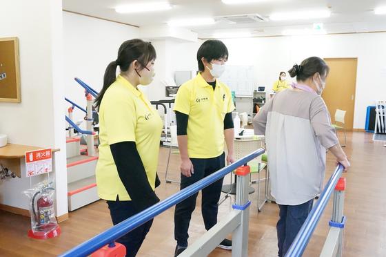 リバビリ型デイサービス クララ　下倉田のアルバイト写真