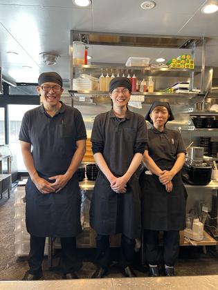 東京油組総本店甲府昭和組のアルバイト写真