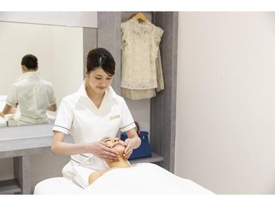 MAX SLIM 宗像王丸・天然温泉やまつばさ(正社員)(エステティシャン)のアルバイト写真