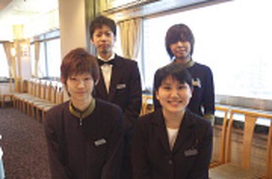 銀座アスター 阪急うめだ本店【073】のアルバイト写真