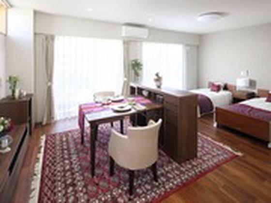 ボンセジュール国立(経験者採用)のアルバイト写真