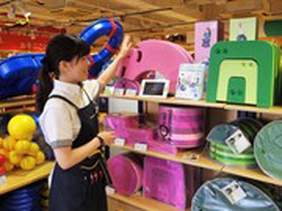 ボーネルンド 熊本鶴屋店(契約社員)のアルバイト写真