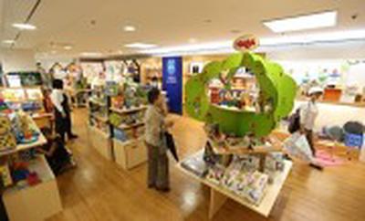 ボーネルンド ららぽーとEXPOCITY店のアルバイト写真