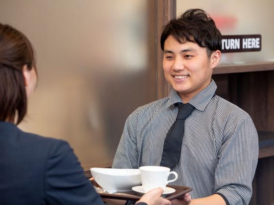 カフェ・ド・クリエ 箱崎町店のアルバイト写真