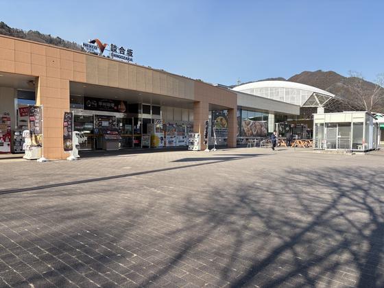 株式会社キャニー／談合坂サービスエリア(上り線)店＿フードコート調理・提供APのアルバイト写真