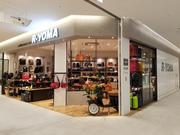 R-YOMA マークイズ福岡ももち店（正社員）のアルバイト写真1