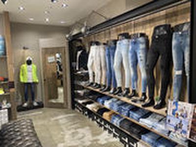 adams JUGGLER ららぽーと富士見店のアルバイト写真