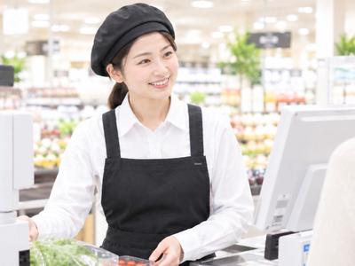 株式会社チェッカーサポート 京王新宿 食料品フロア(5146)のアルバイト