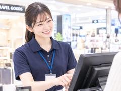 株式会社チェッカーサポート 成田国際空港 免税店(7259)のアルバイト写真