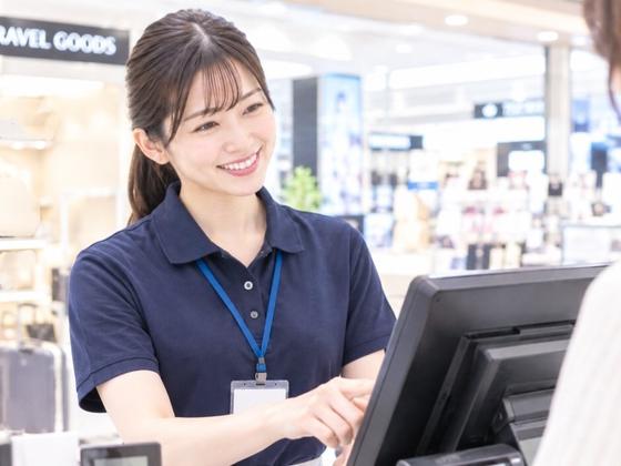 株式会社チェッカーサポート 成田国際空港 免税店(7259)のアルバイト写真